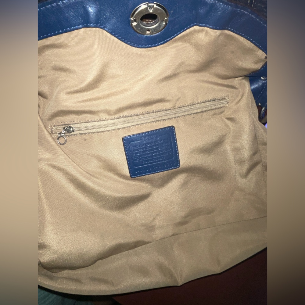 Coach Chelsea Navy Pebbled Leather Turnlock Hobo Bag Almost Vintage 2009 EUC Y2K - Picture 10 of 16